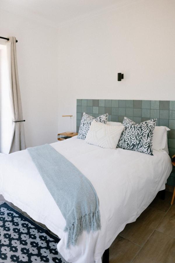 La Roche Estate Apartment ฟรันเชิค ภายนอก รูปภาพ